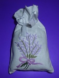 sachet brodé bouquet lila